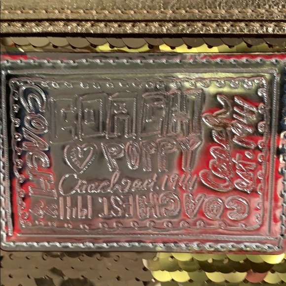 COACH poppy wristlet - Picture 2 of 7